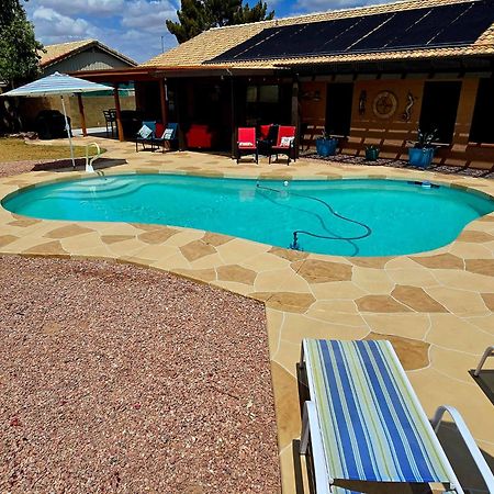 מסה Cozy Home With Pool, Fire Table, Bbq, Rv Parking מראה חיצוני תמונה