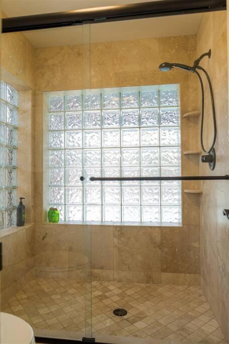 מסה Cozy Home With Pool, Fire Table, Bbq, Rv Parking מראה חיצוני תמונה